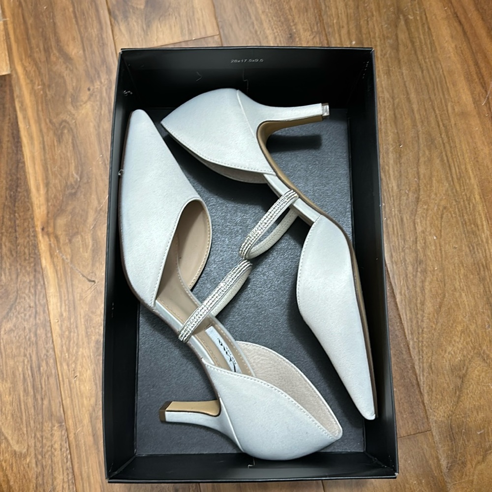 Nina heels size 8